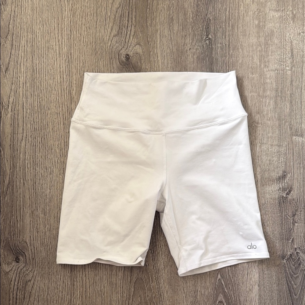 ALO Yoga White Bike Shorts for Active Comfort